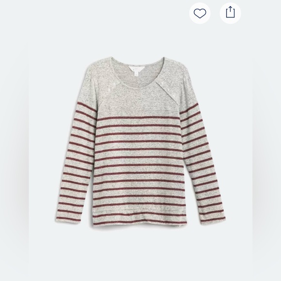 Market and Spruce Gloria Long Sleeve Hacci Button Detail Top - Picture 3 of 12